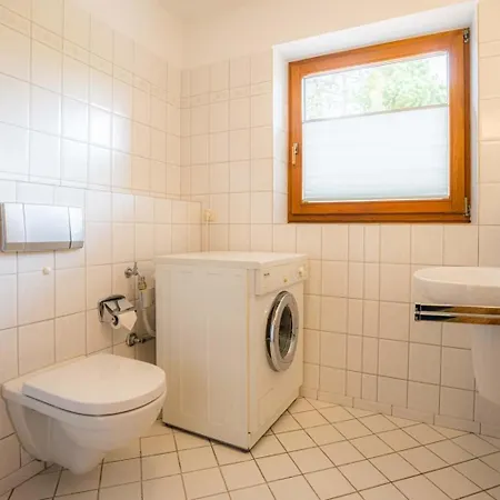 דירה Eg Rechts Id 154 *