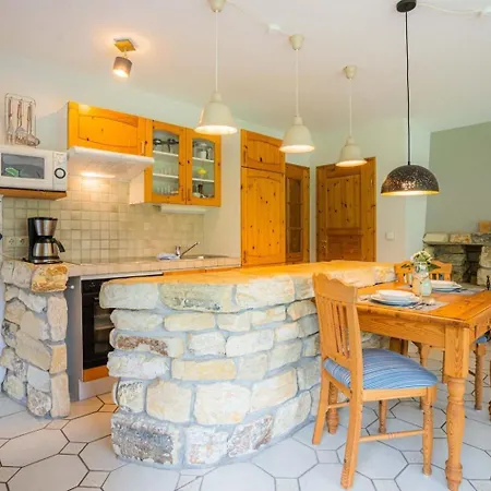 דירה Eg Rechts Id 154 *